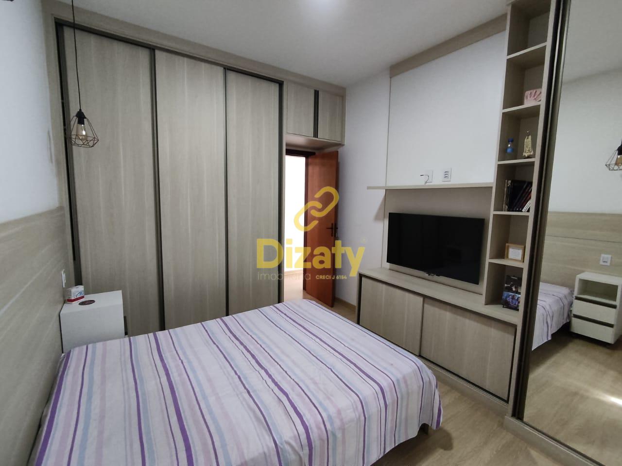 Casa à venda com 3 quartos, 220m² - Foto 9