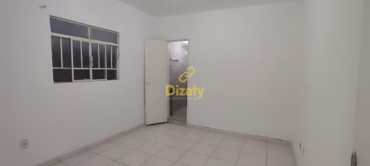 Casa à venda com 2 quartos, 360m² - Foto 8