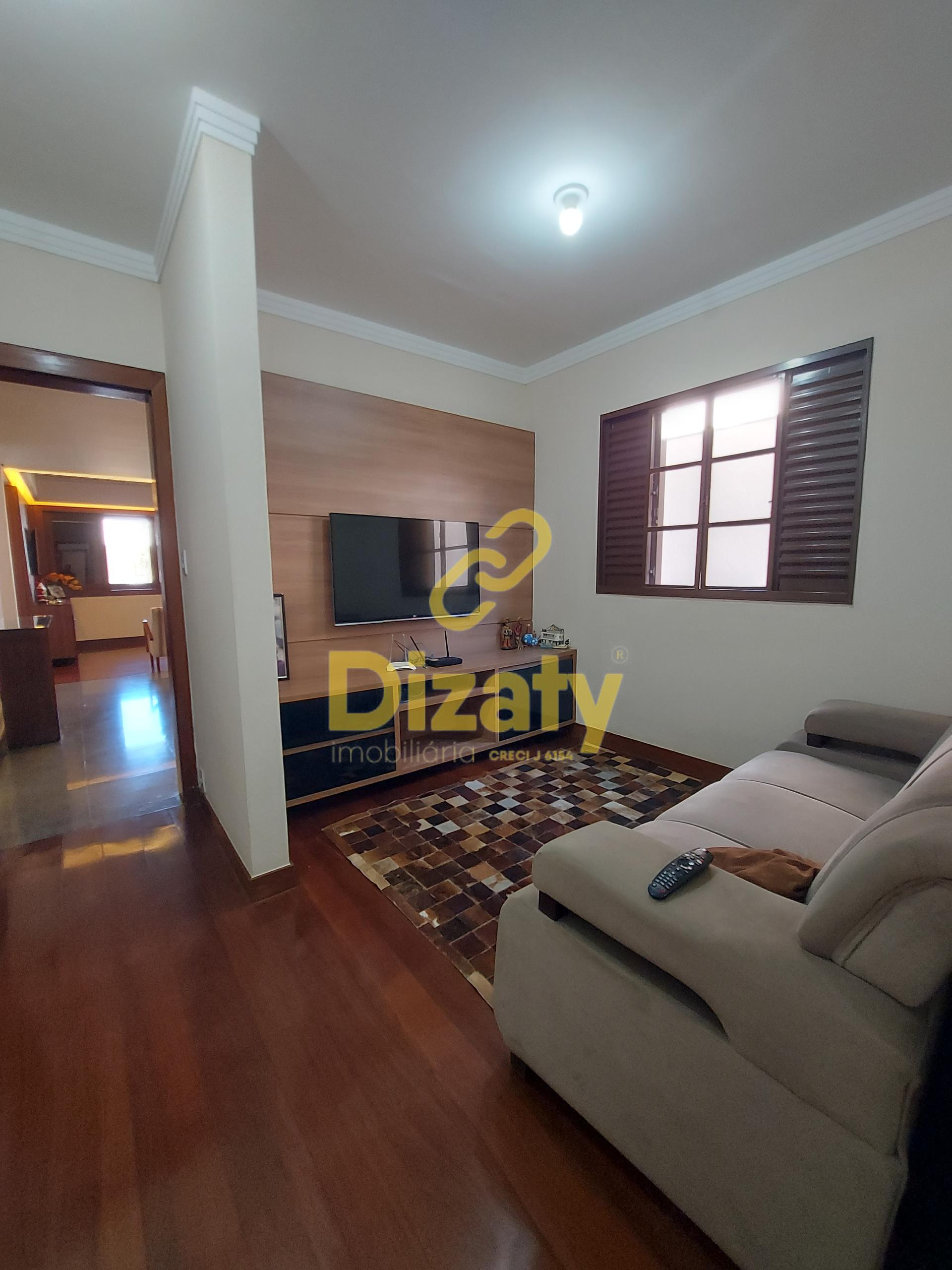 Casa à venda com 6 quartos, 360m² - Foto 12