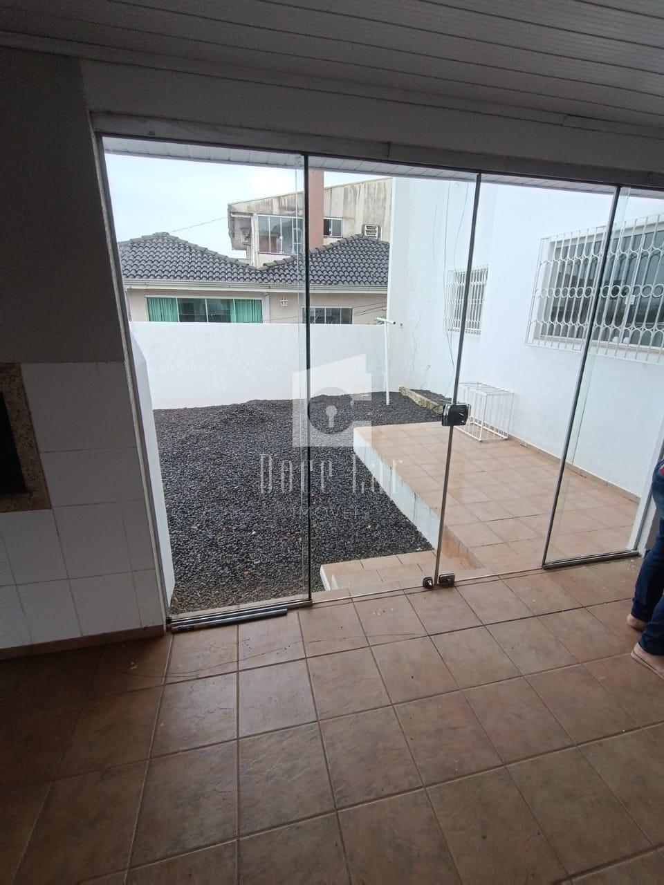 Sobrado para locação, Bairro São Francisco de Assis, DOIS VIZI...