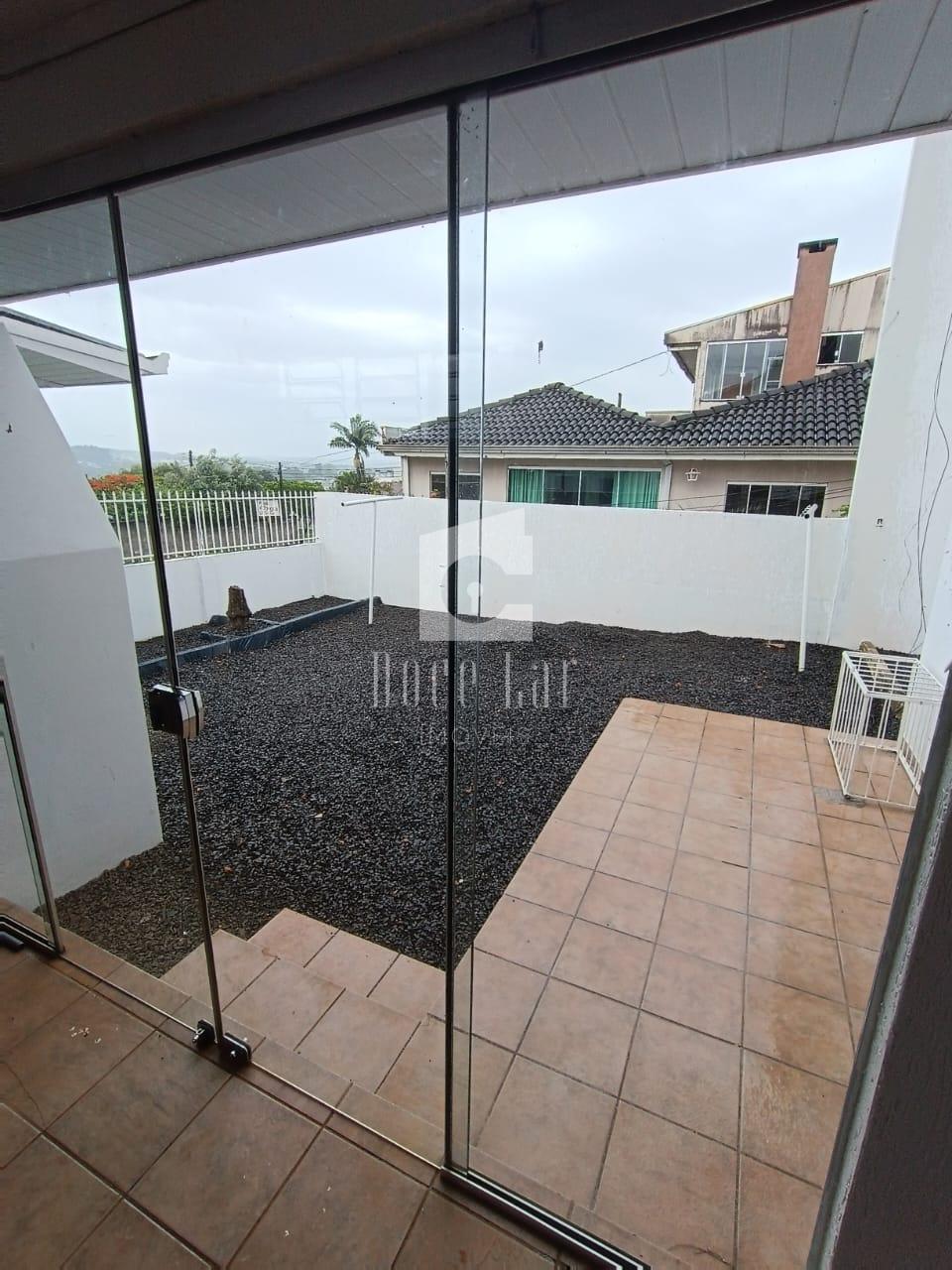 Sobrado para locação, Bairro São Francisco de Assis, DOIS VIZI...