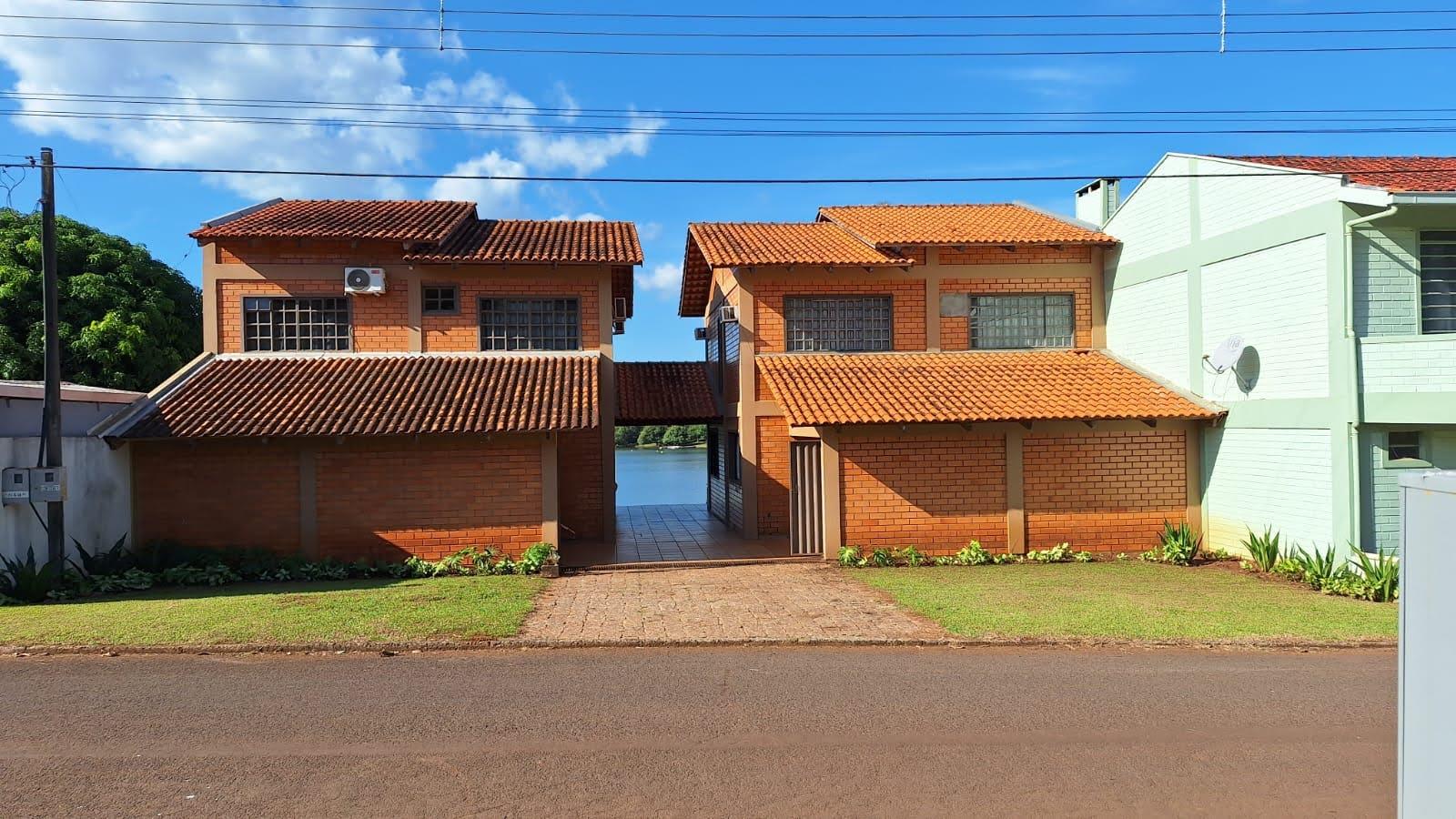 02  Sobrados à venda, Lagos do Iguaçu, SAO JORGE D OESTE - PR