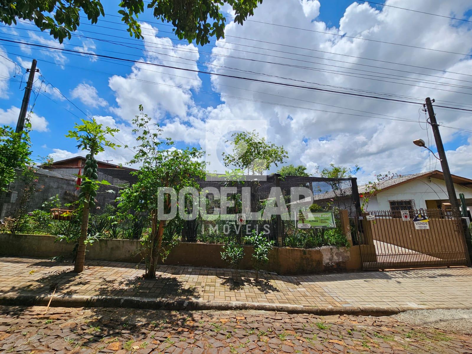 Casa para venda à 700 metros do Super Dia, DOIS VIZINHOS - PR