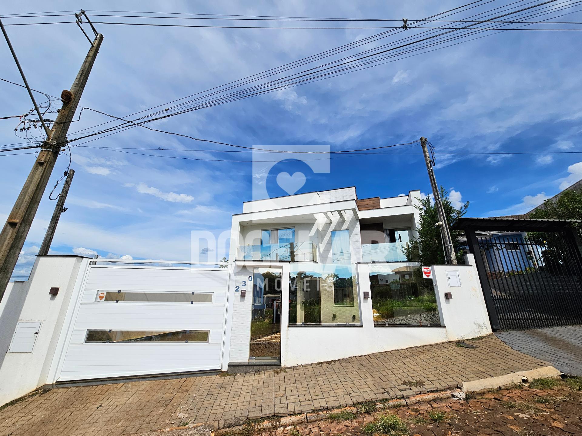 Sobrado alto padrão semimobiliado à venda, Bairro da Luz, DOIS...