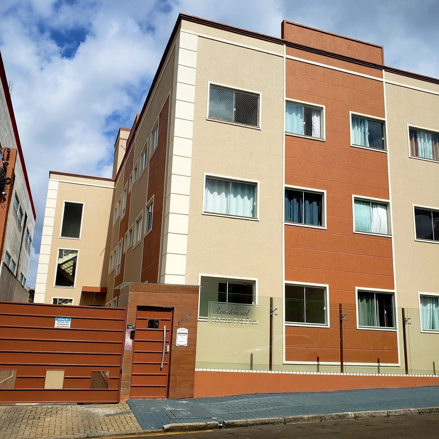 Apartamento com 3 dormitórios à venda,82.81 m , Centro, GUARAP...