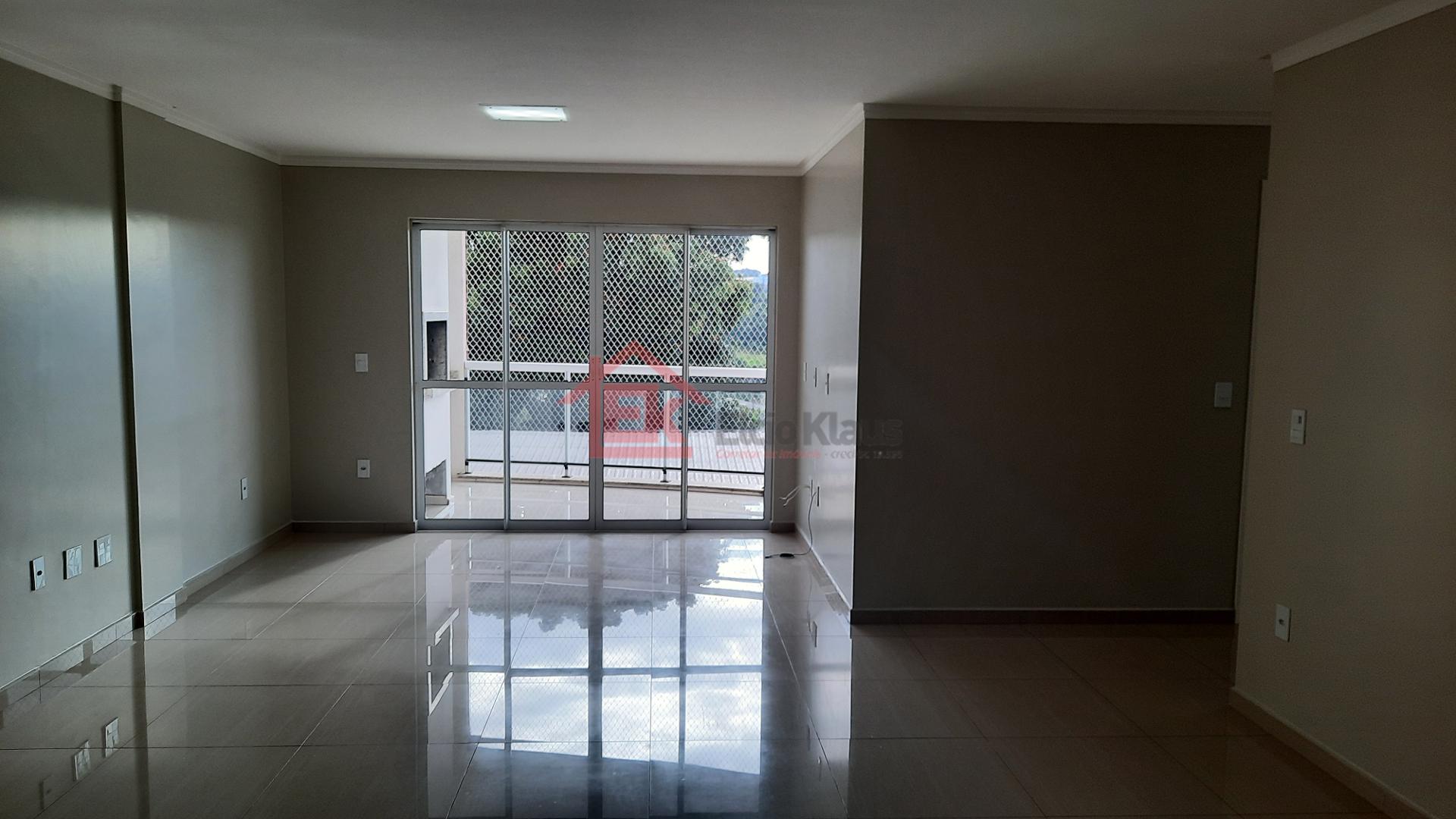 Elcio Klaus Corretor de Imveis em So Loureno do Oeste SC