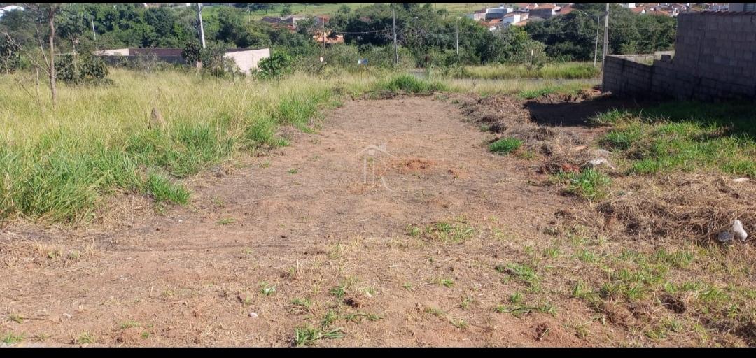 Terreno de direitos a venda no Village do paraíso