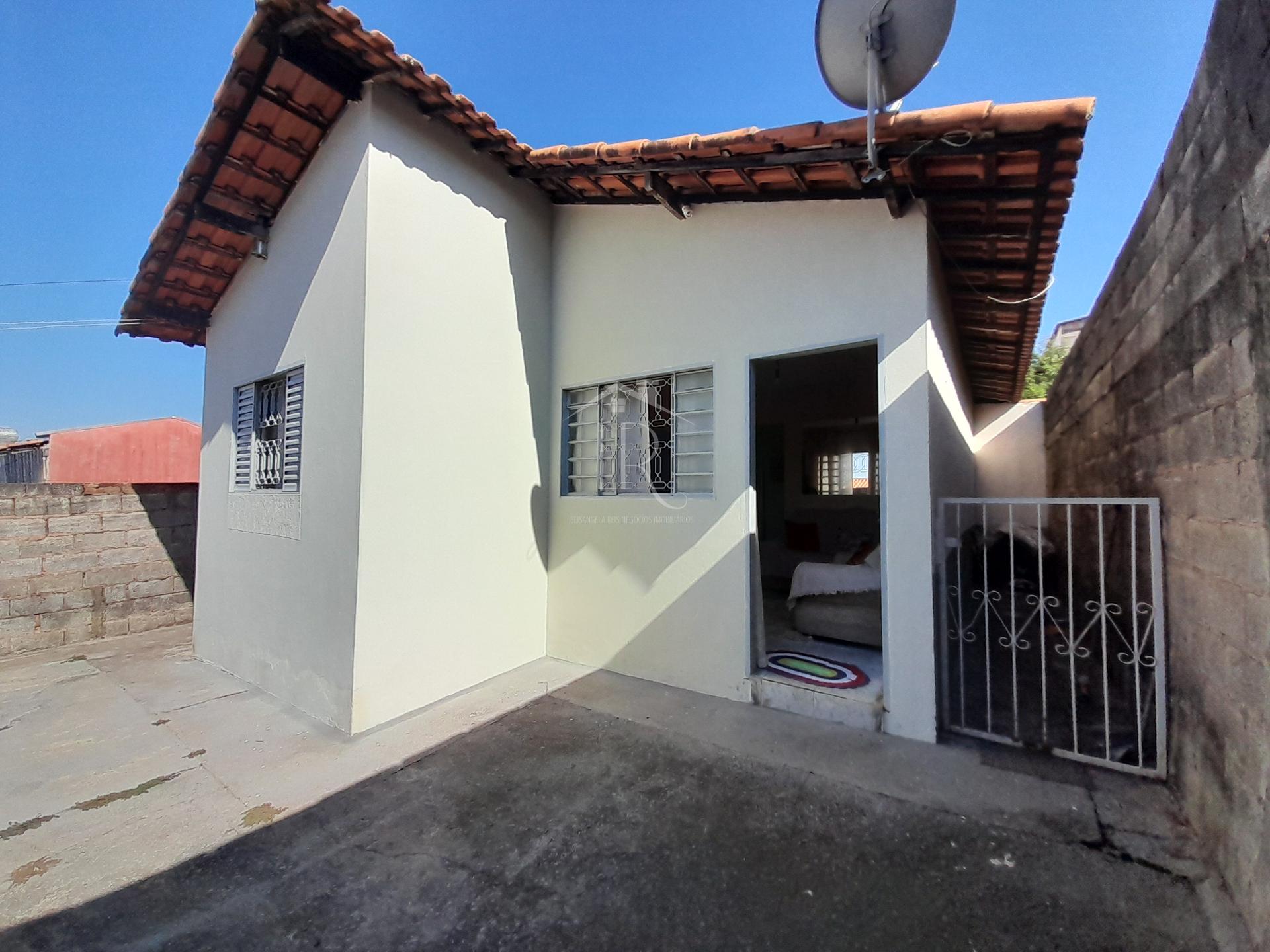 Boa casa à venda, de 3 quartos, no Alto bela vista, SAO SEBASTIAO DO PARAISO - MG