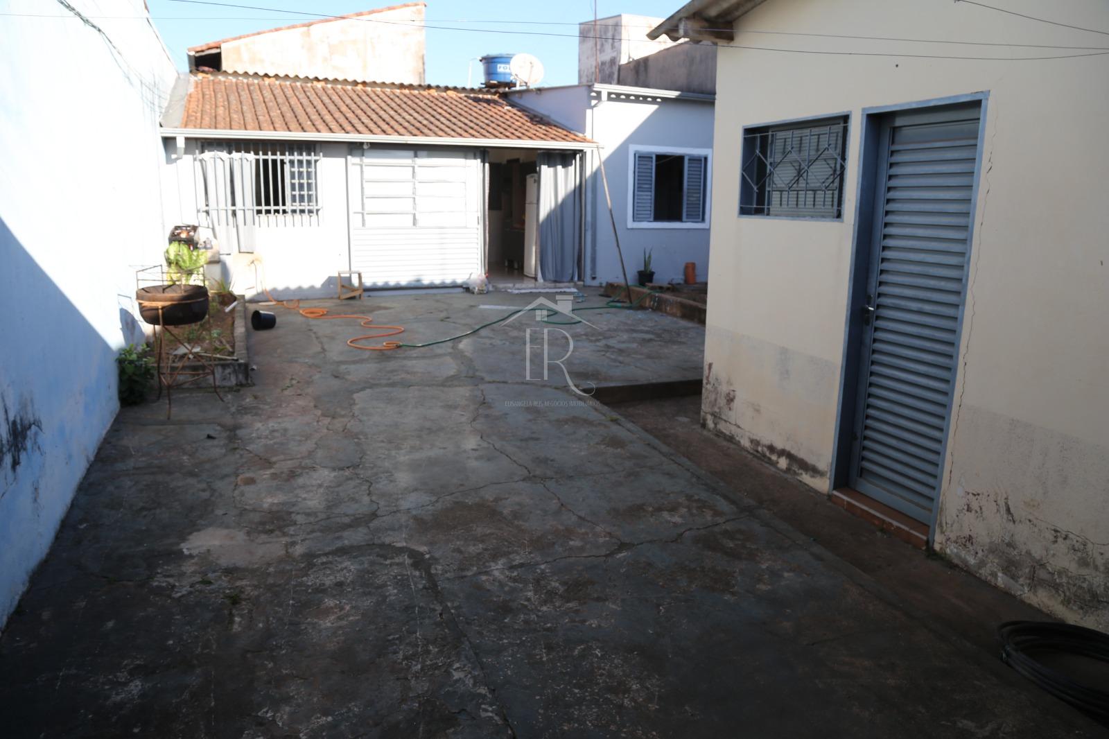 Casa à venda, COM PONTO COMERCIAL, VILA Dalva, SAO SEBASTIAO DO PARAISO - MG