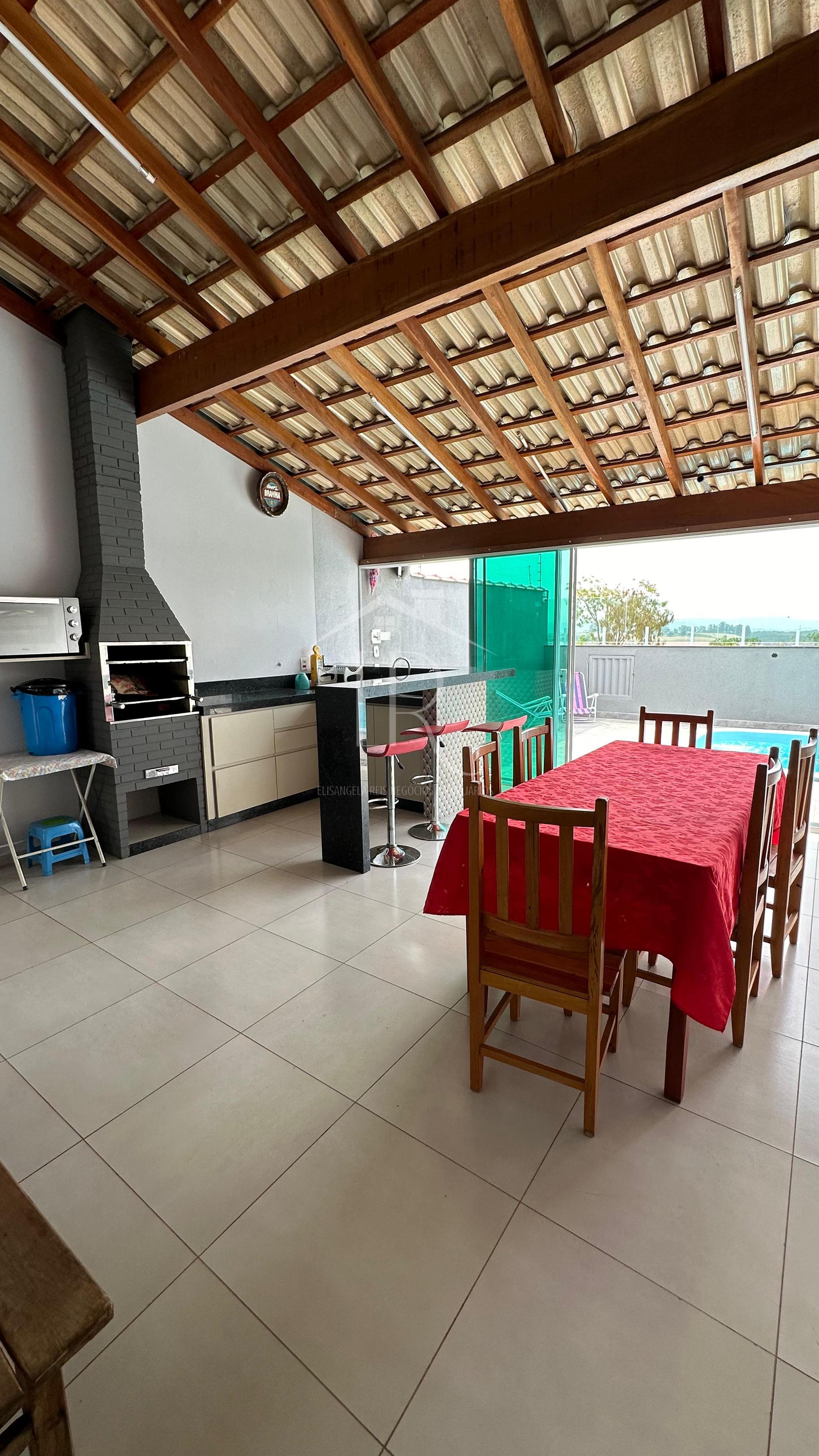 Casa com 3 dormitórios à venda, SAO SEBASTIAO DO PARAISO - MG