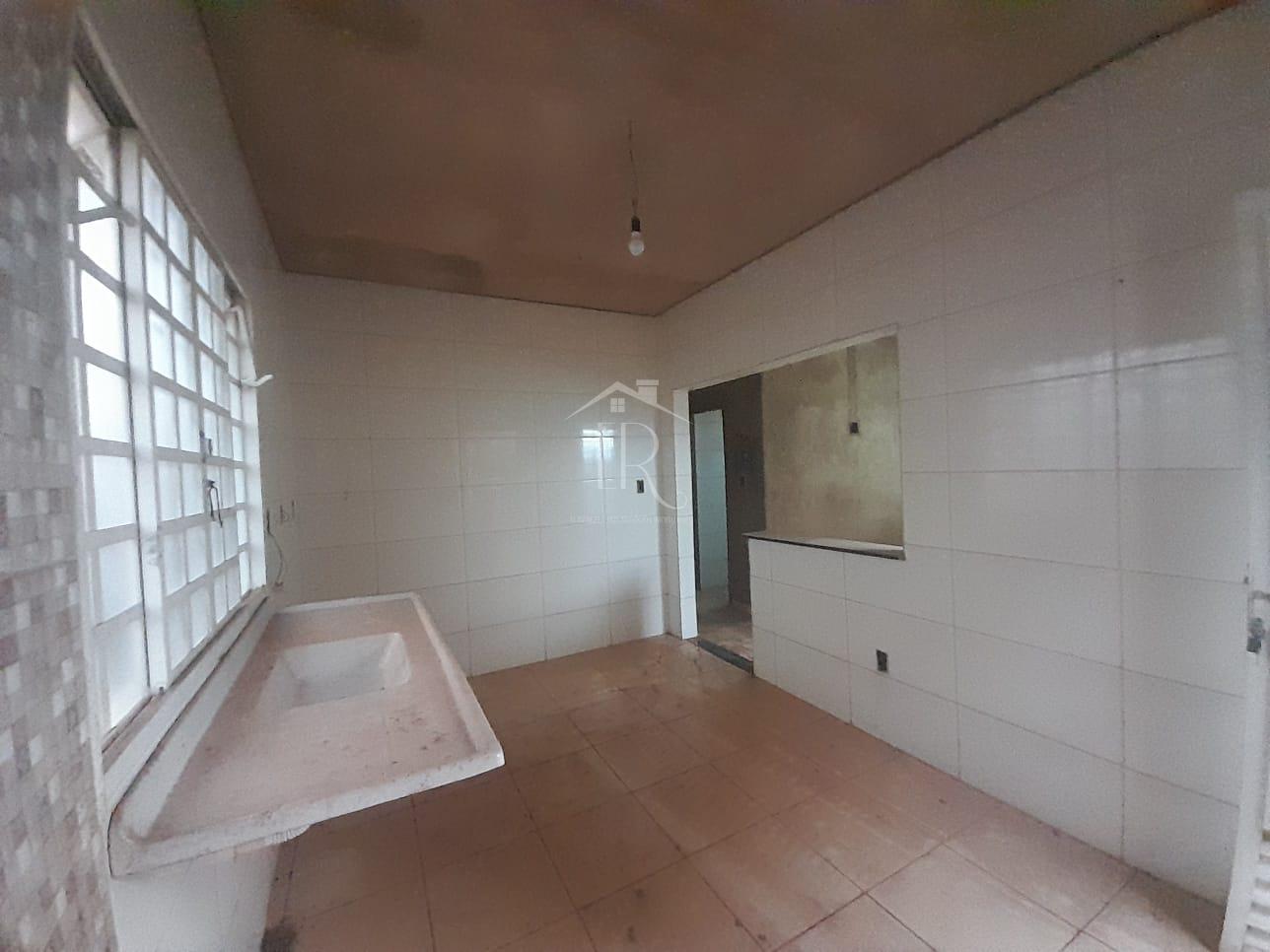 Oportunidade de venda em 2 casas num terreno de 215m2,com suas  frentes para duas ruas, no São Judas