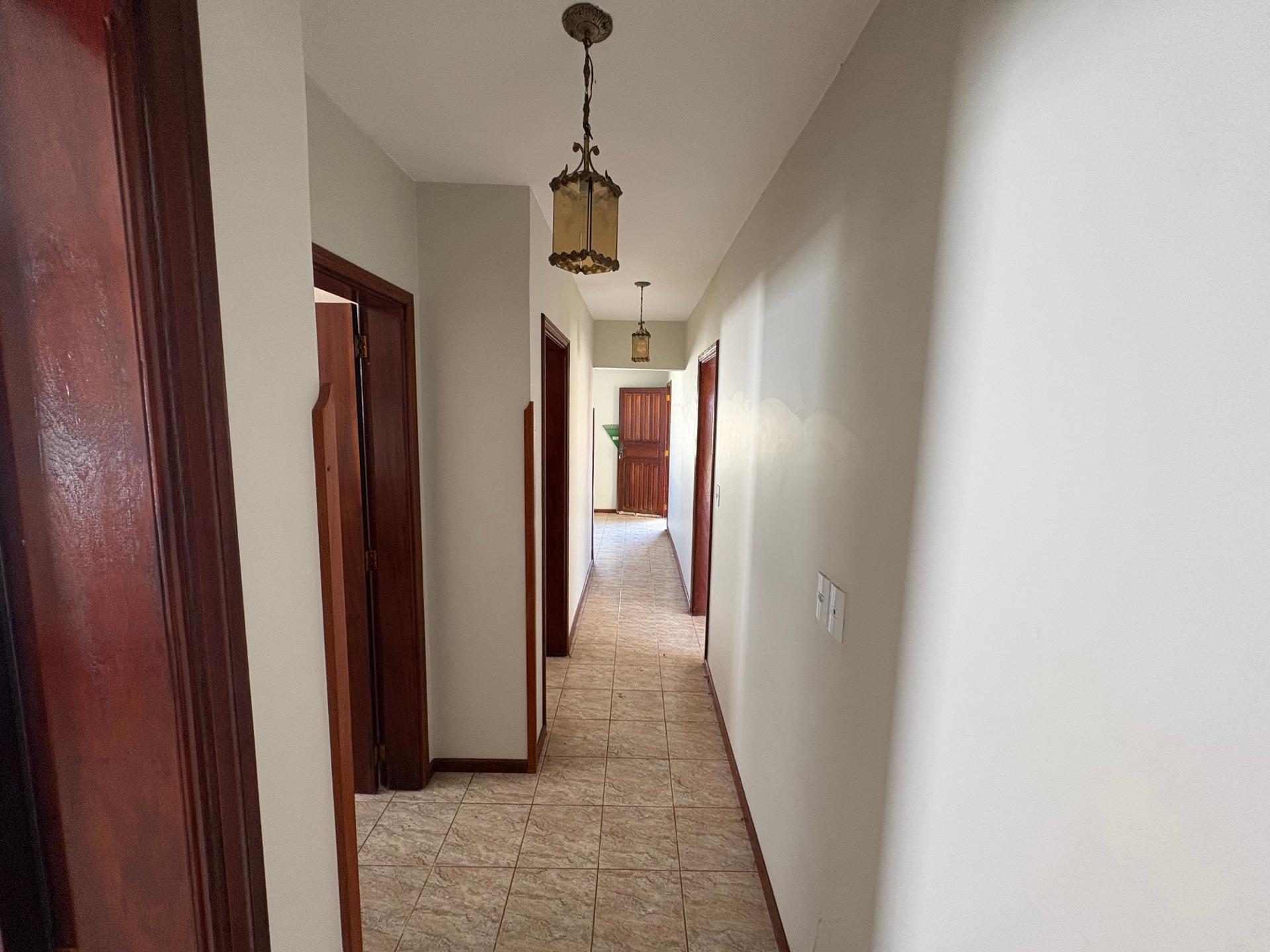 Casa para alugar com 2 quartos, 420m² - Foto 7
