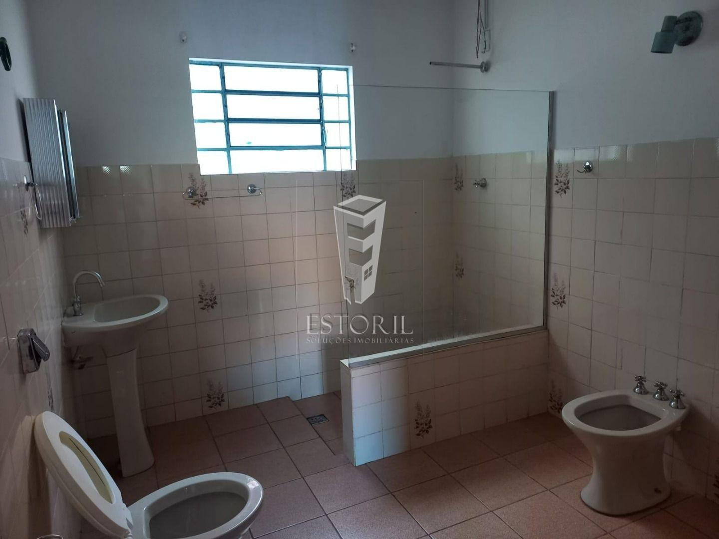 Casa à venda com 2 quartos, 270m² - Foto 7