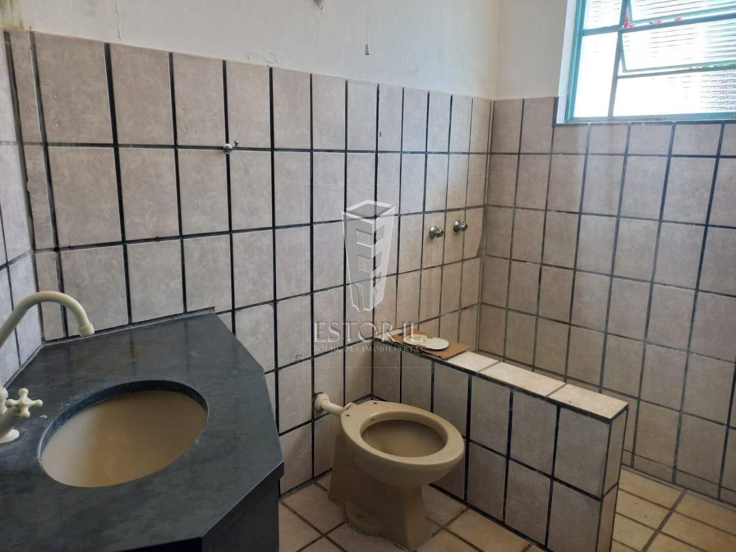 Casa à venda com 2 quartos, 270m² - Foto 12
