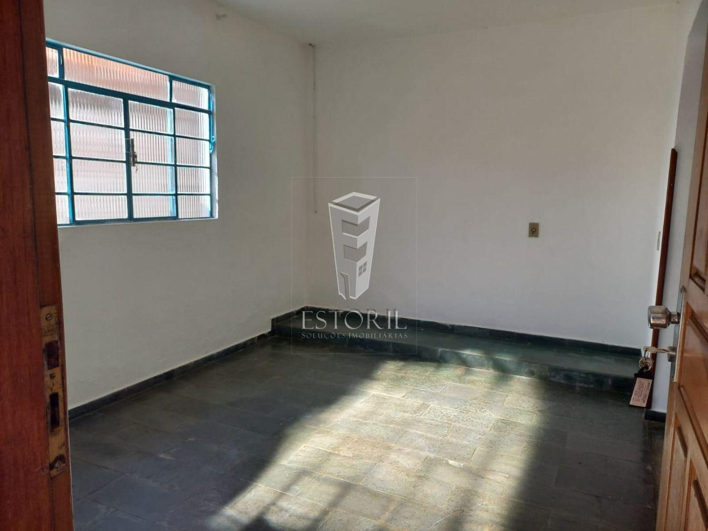 Casa à venda com 2 quartos, 270m² - Foto 13