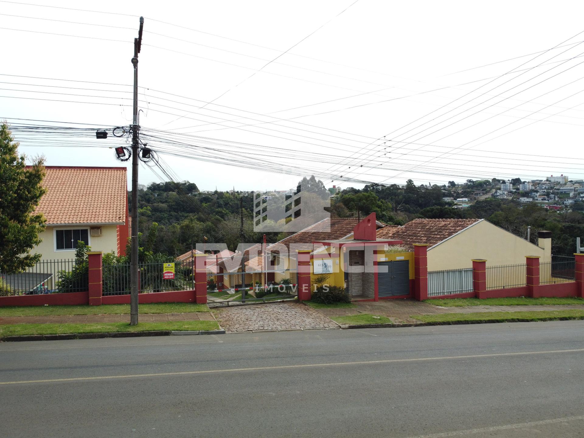 CASA À VENDA NO CONDOMÍNIO MORADAS DO BOSQUE, LOCALIZADO NO BA...