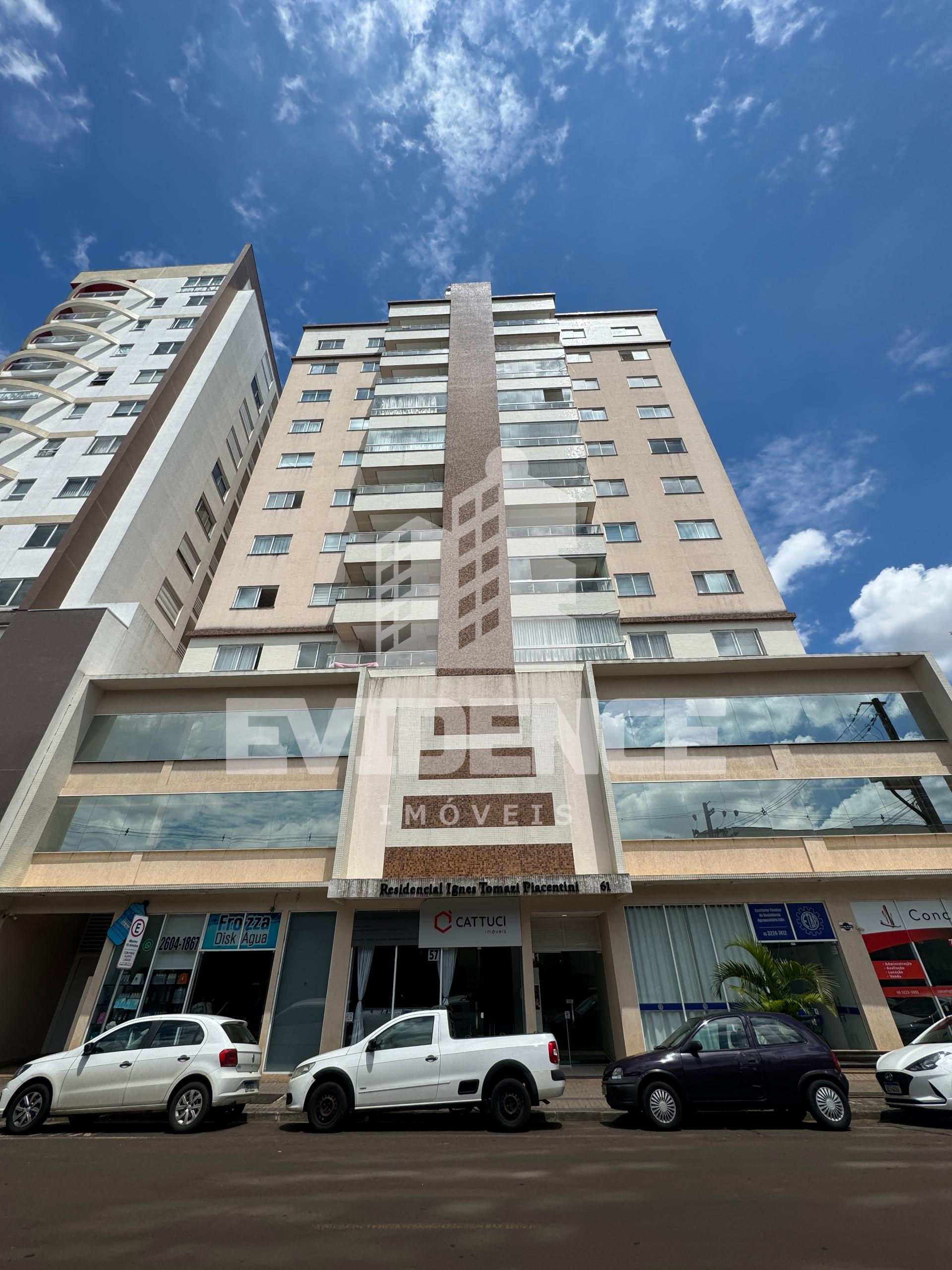 APARTAMENTO À VENDA LOCALIZADO NO CENTRO