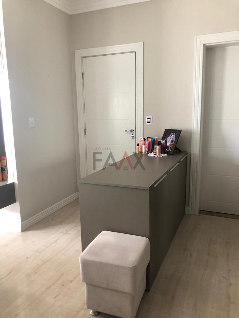 Casa à venda com 2 quartos, 350m² - Foto 32