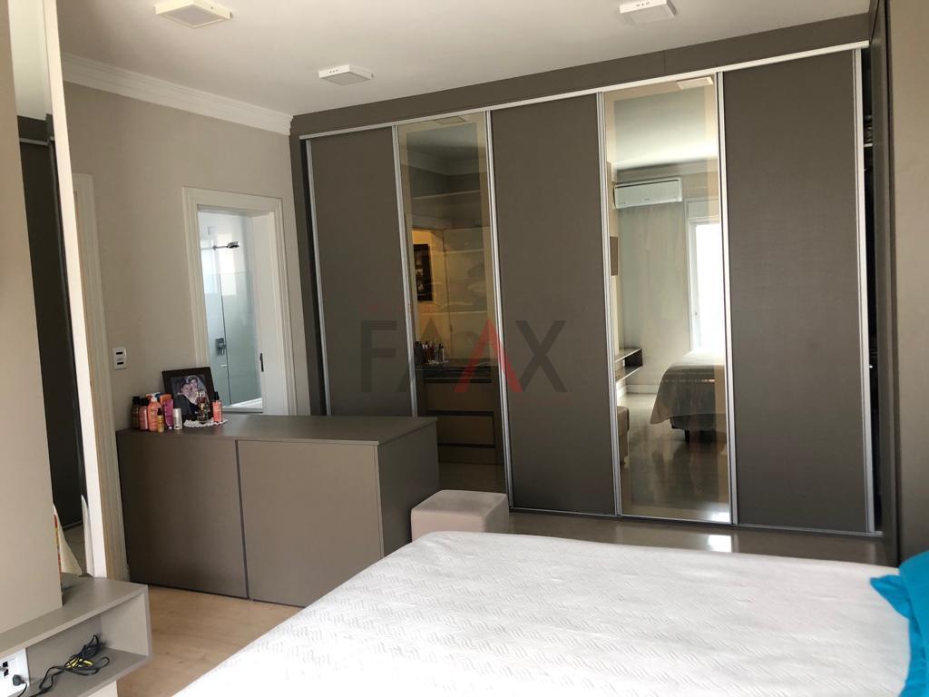 Casa à venda com 2 quartos, 350m² - Foto 14