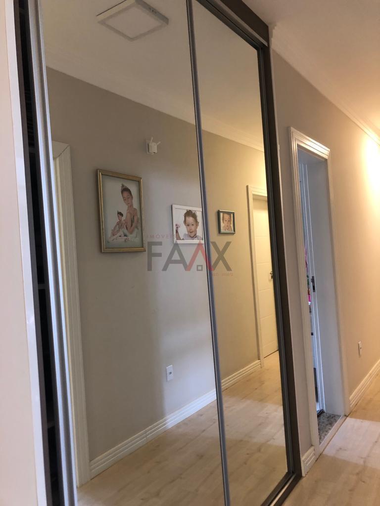 Casa à venda com 2 quartos, 350m² - Foto 18