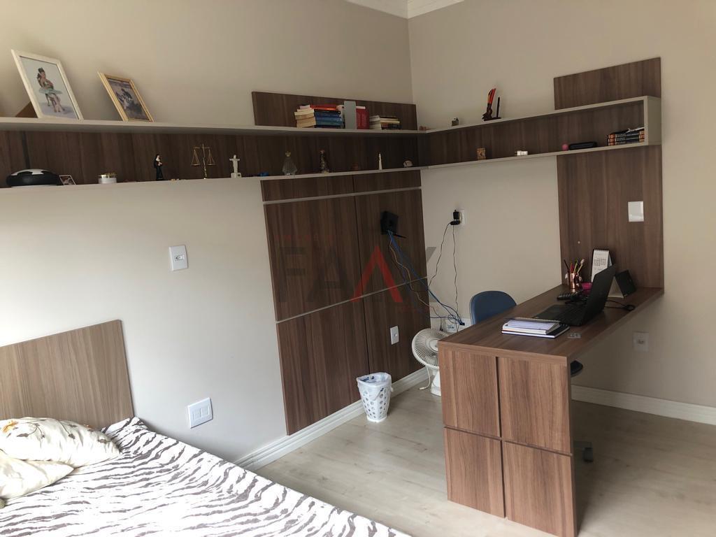 Casa à venda com 2 quartos, 350m² - Foto 24