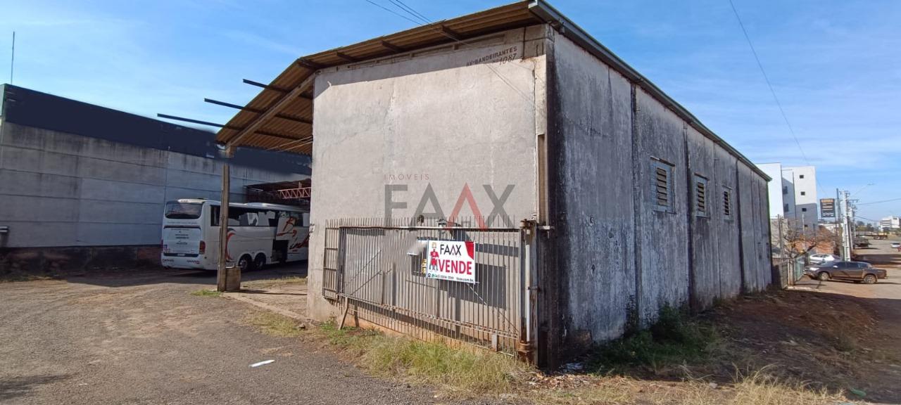 Depósito-Galpão-Armazém à venda com 2 quartos, 300m² - Foto 4