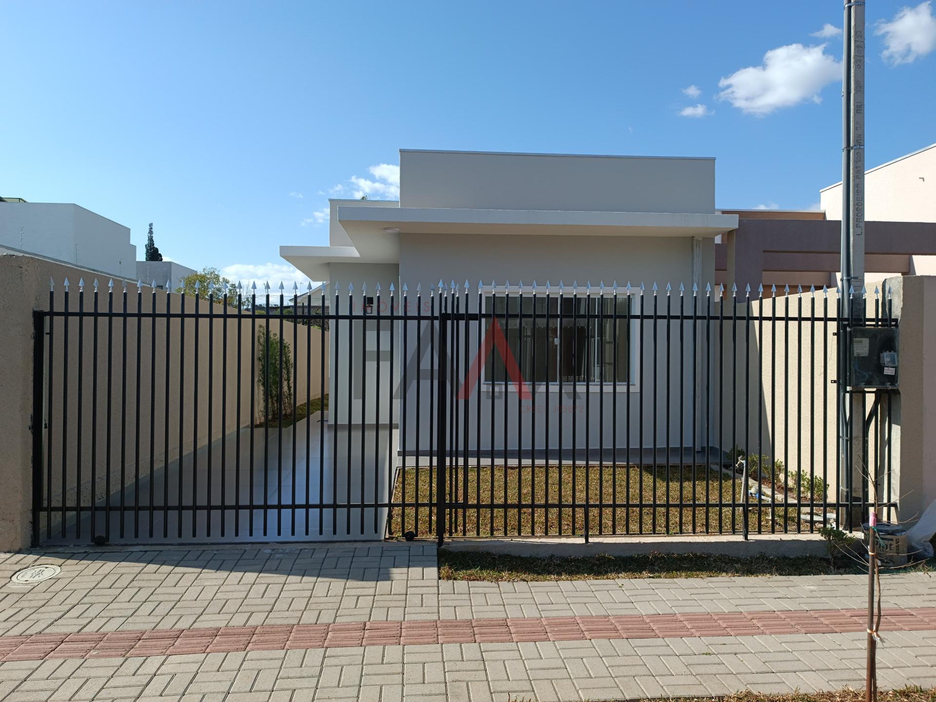 Excelente casa à venda, com ótima localização no Bairro dos Es...