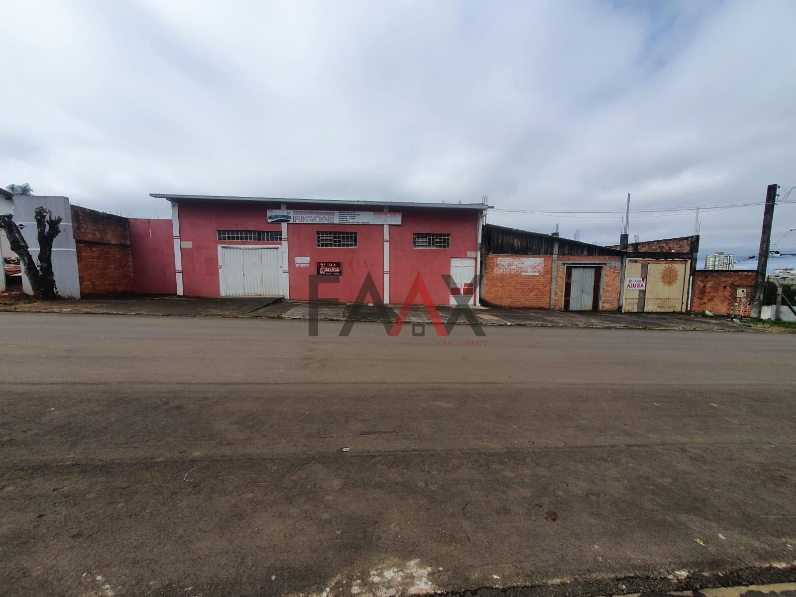 Otimo Barracão para Venda com 700m2 e amplo espaço de terreno no bairro Bonsucesso