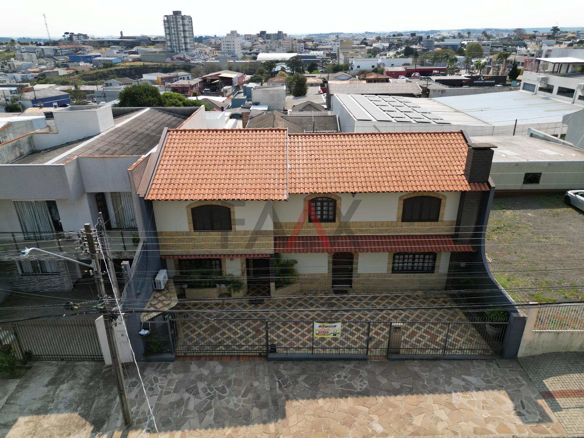 Sobrado à venda com 2 quartos, 396m² - Foto 52