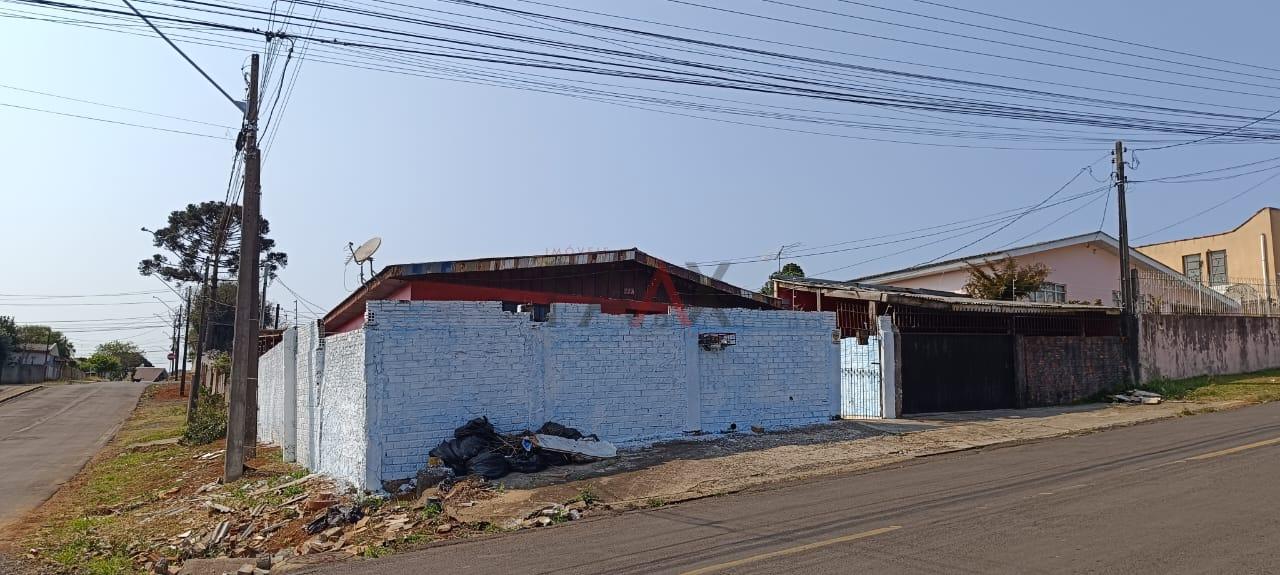 Terreno residencial com 2 casa na Vila Carli em Guarapuava