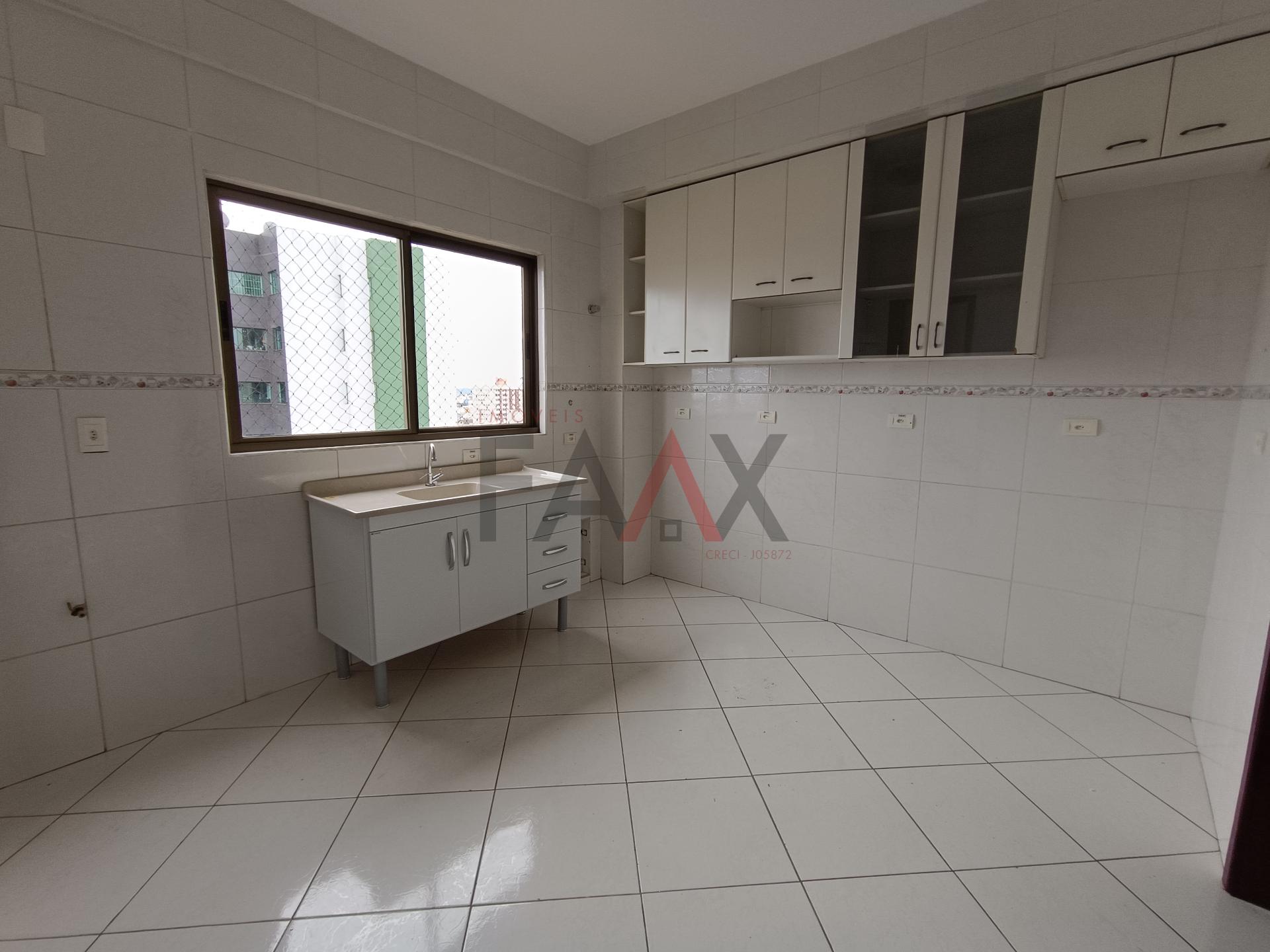 Apartamento para alugar com 2 quartos, 147m² - Foto 5