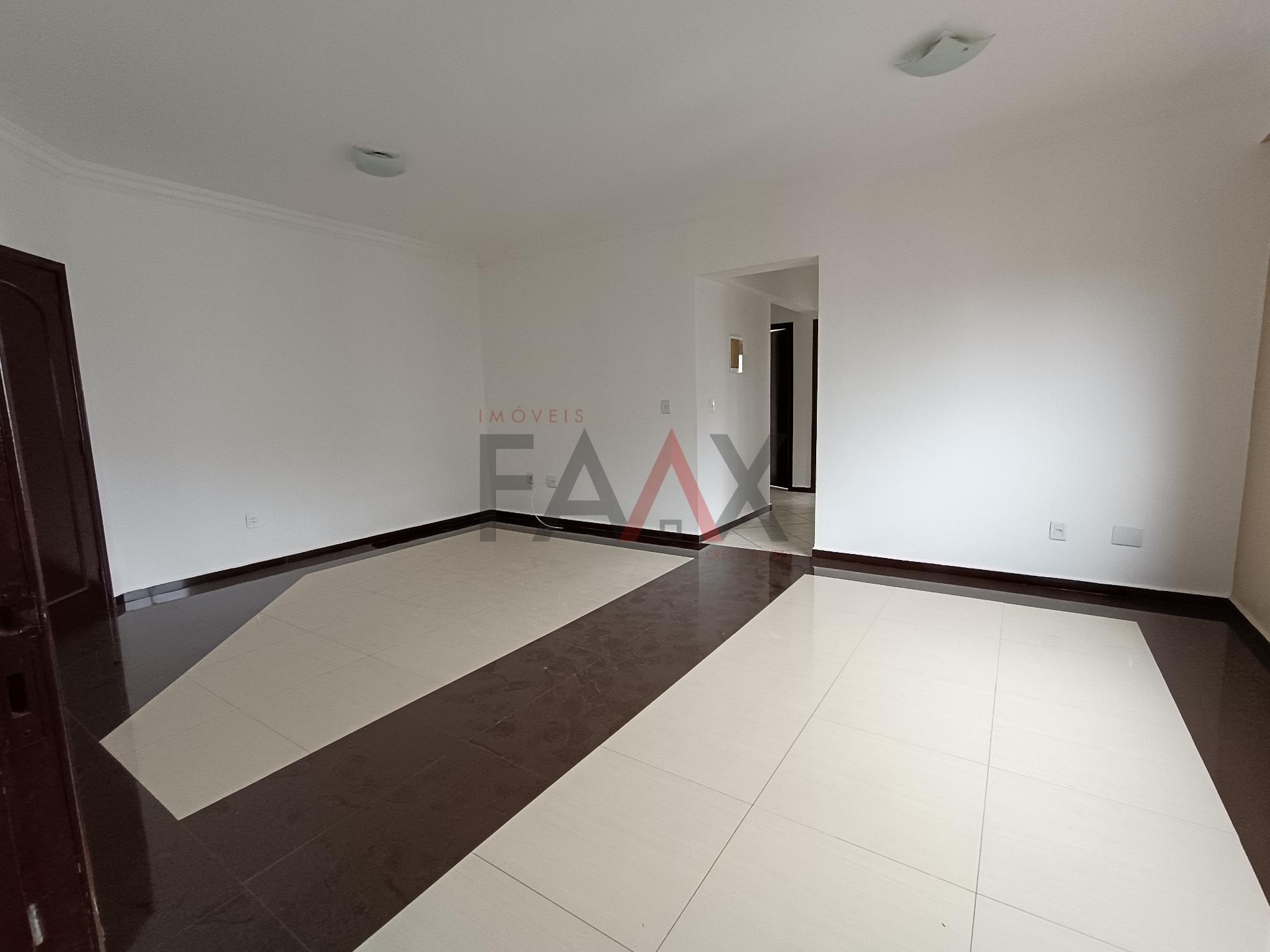 Apartamento para alugar com 2 quartos, 147m² - Foto 2