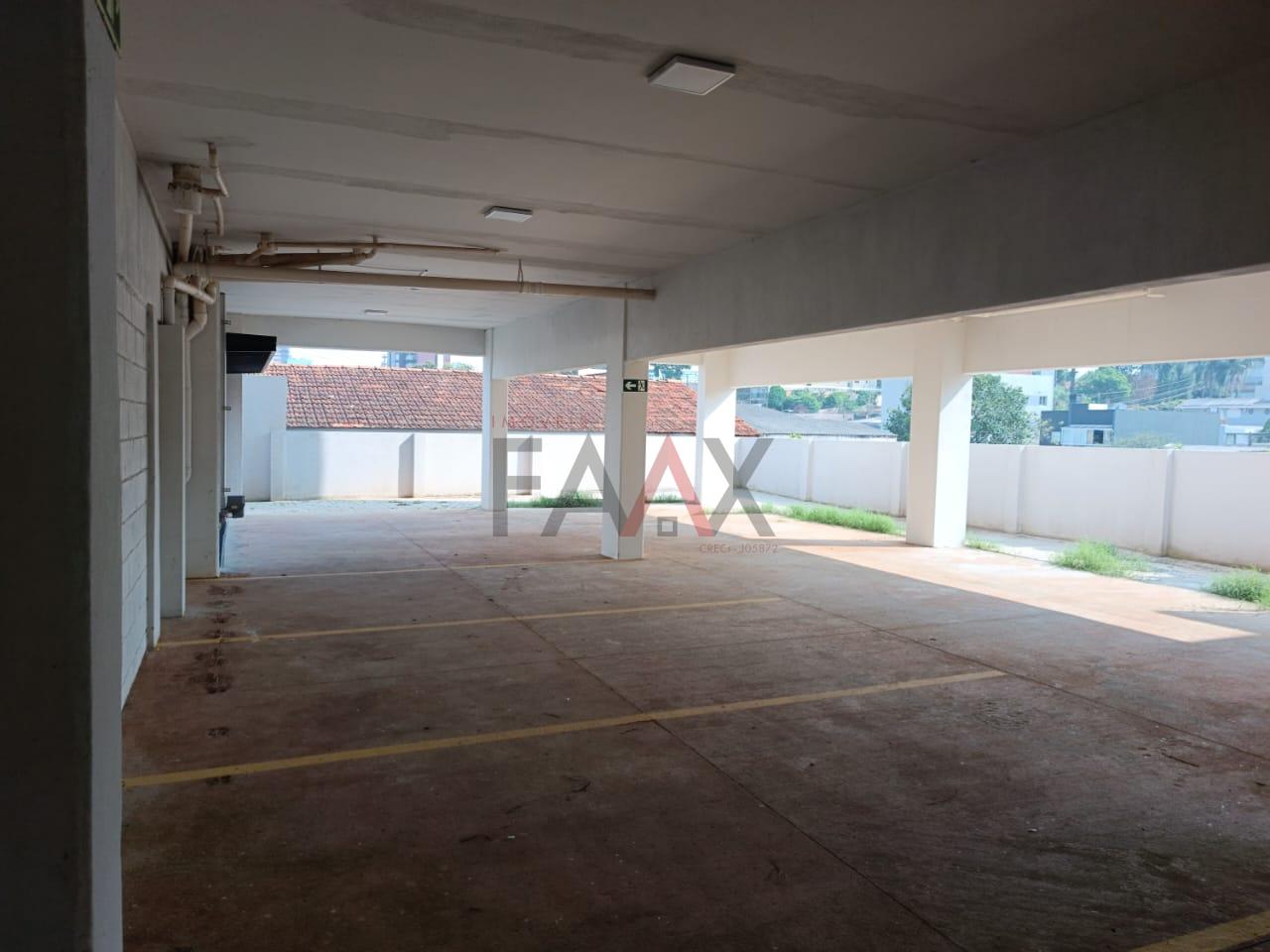 Casa Comercial à venda com 18 quartos, 921m² - Foto 7