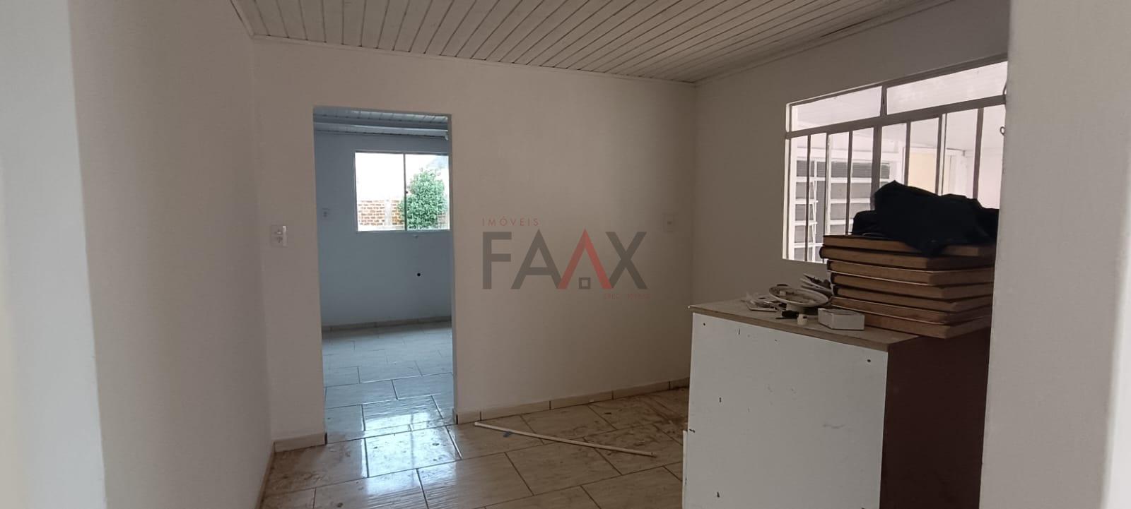 Casa para alugar com 3 quartos, 59m² - Foto 4