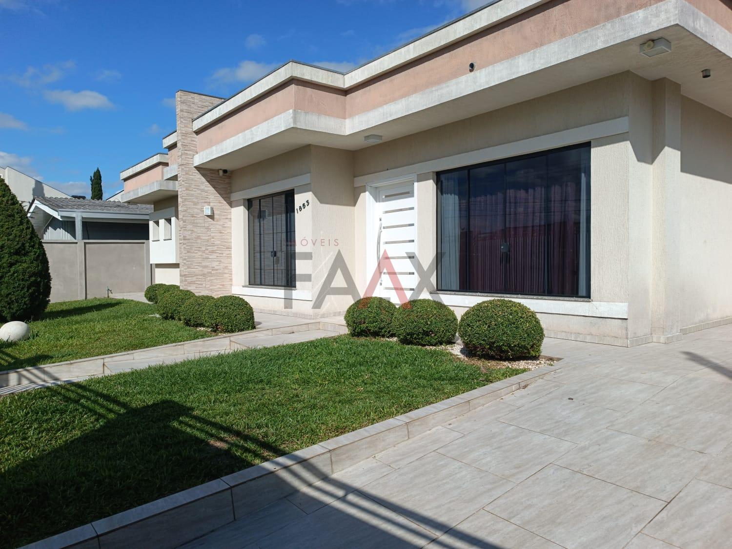 Linda casa em Bairro Privilegiado da cidade, com amplo terreno, DOS ESTADOS GUARAPUAVA PR