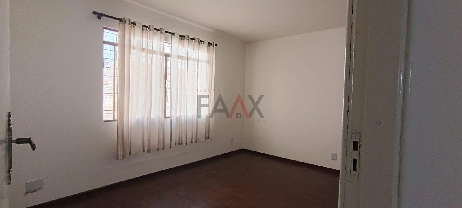 Casa para alugar com 3 quartos, 117m² - Foto 12