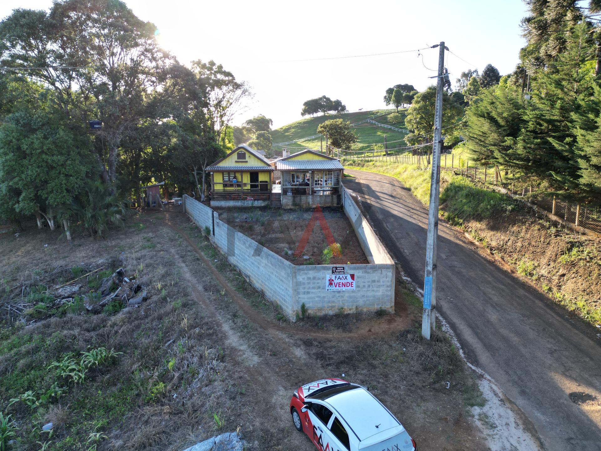 Fazenda à venda com 2 quartos, 800m² - Foto 1