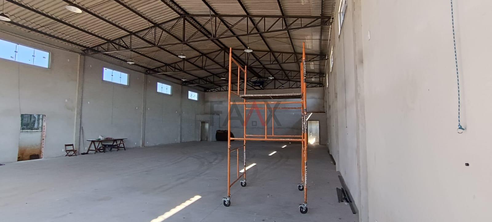 Depósito-Galpão-Armazém para alugar, 350m² - Foto 3