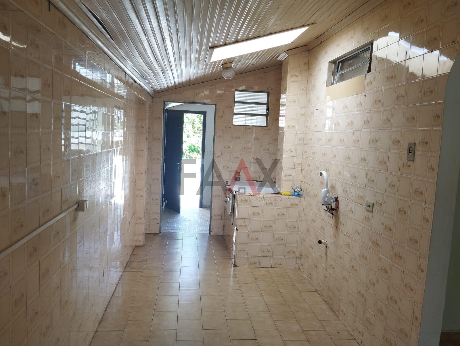 Casa para alugar com 3 quartos, 187m² - Foto 13