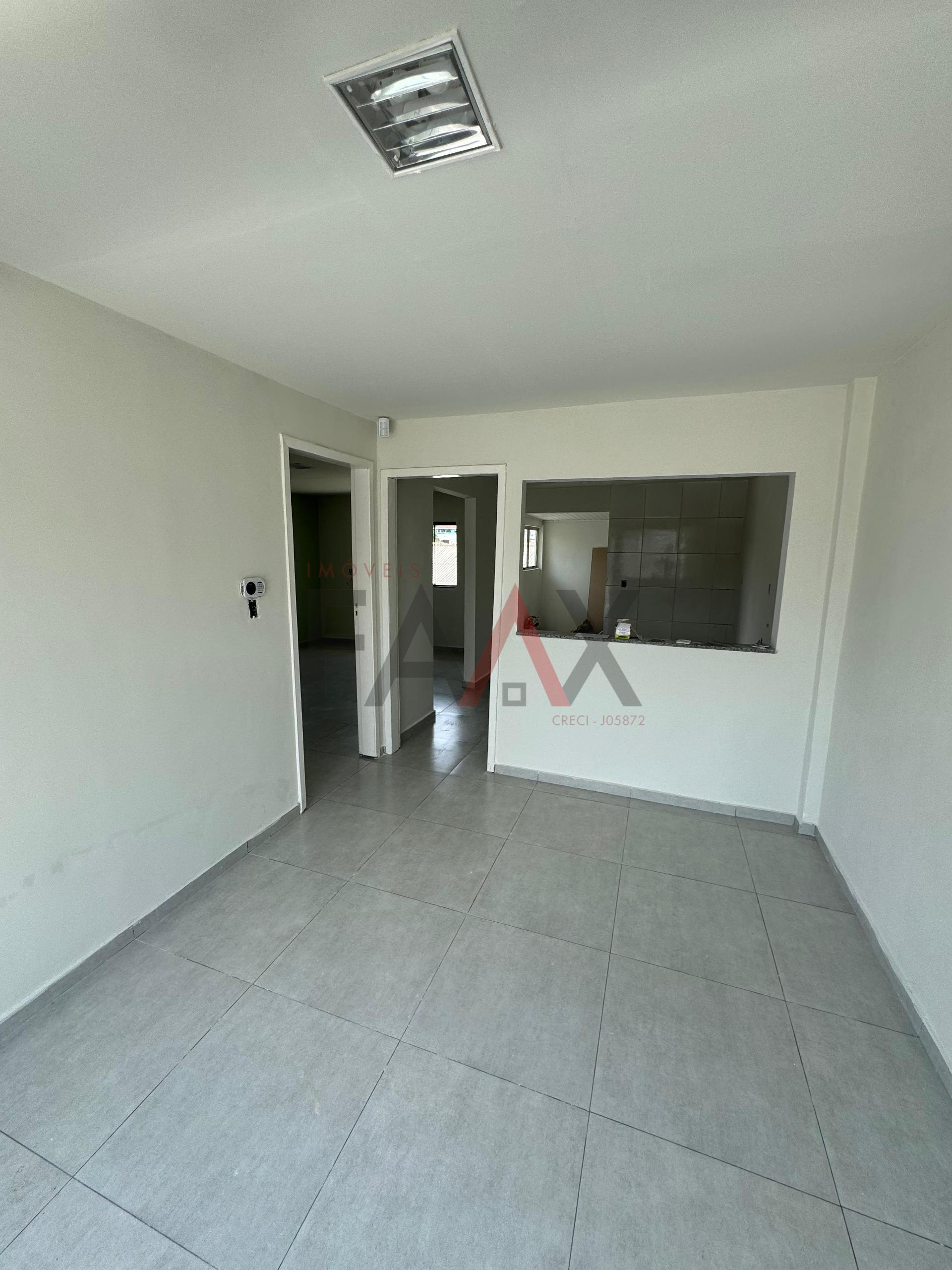 Casa à venda com 1 quarto, 90m² - Foto 2