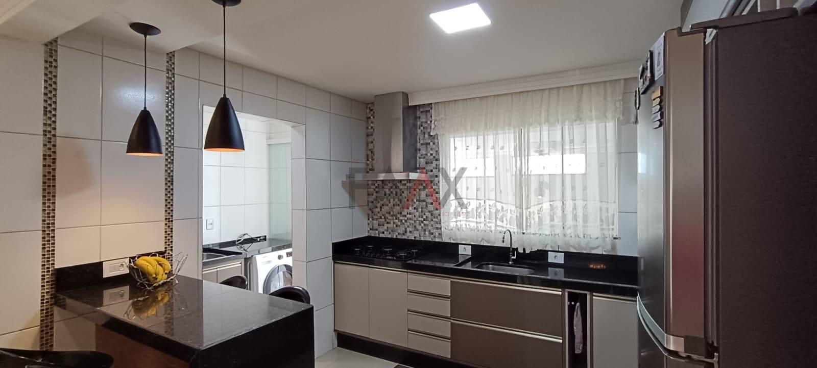 Casa à venda com 1 quarto, 130m² - Foto 9