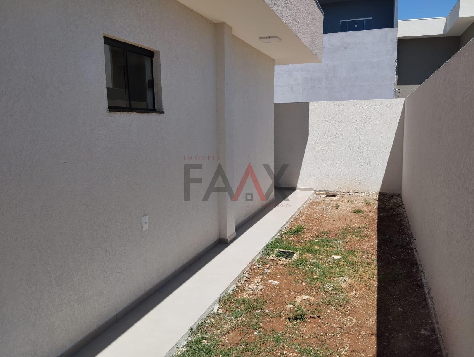 Casa à venda com 2 quartos, 126m² - Foto 3