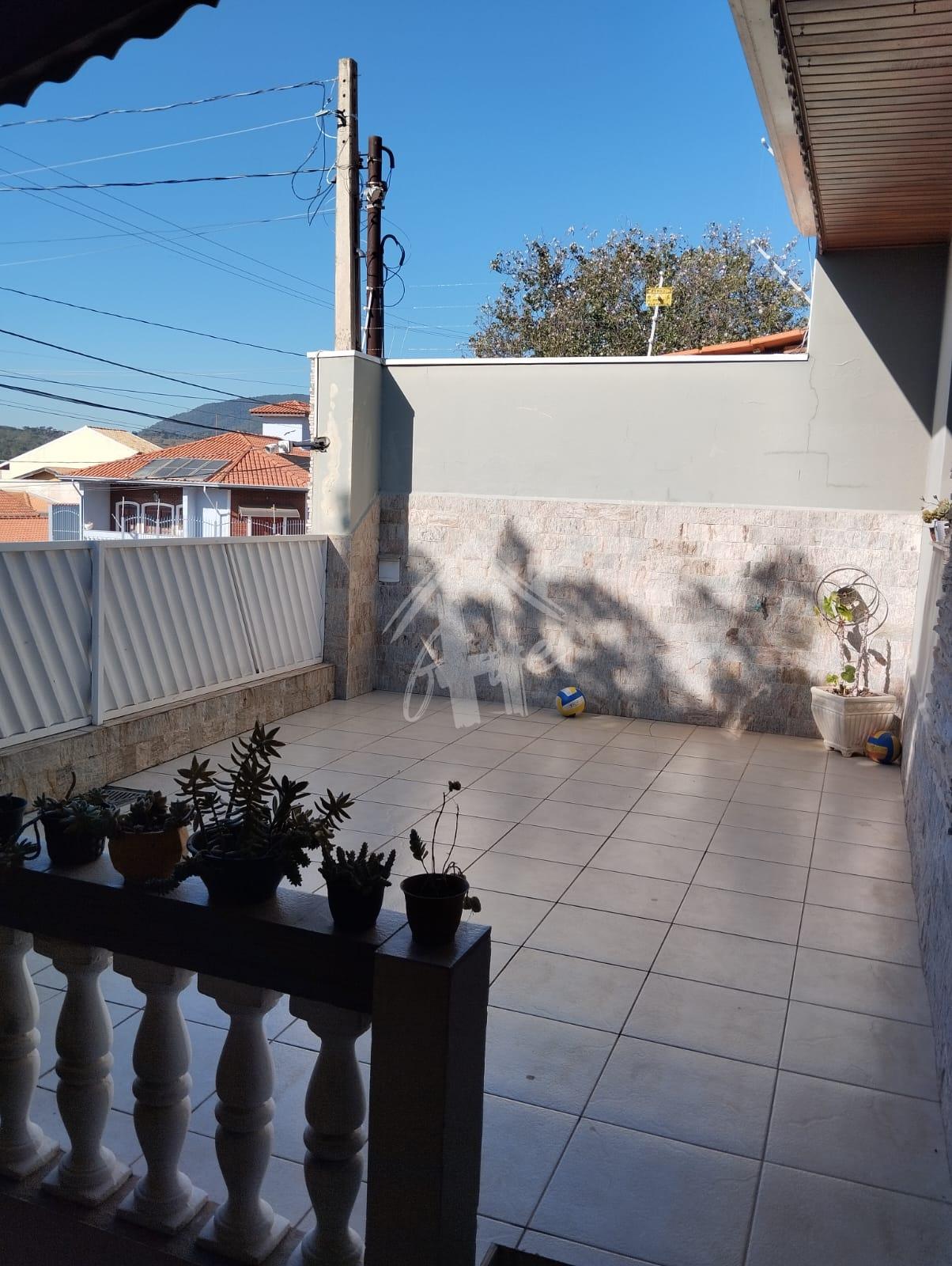 Casa a venda com 190m  localizada no bairro Jardim Tannus em J...