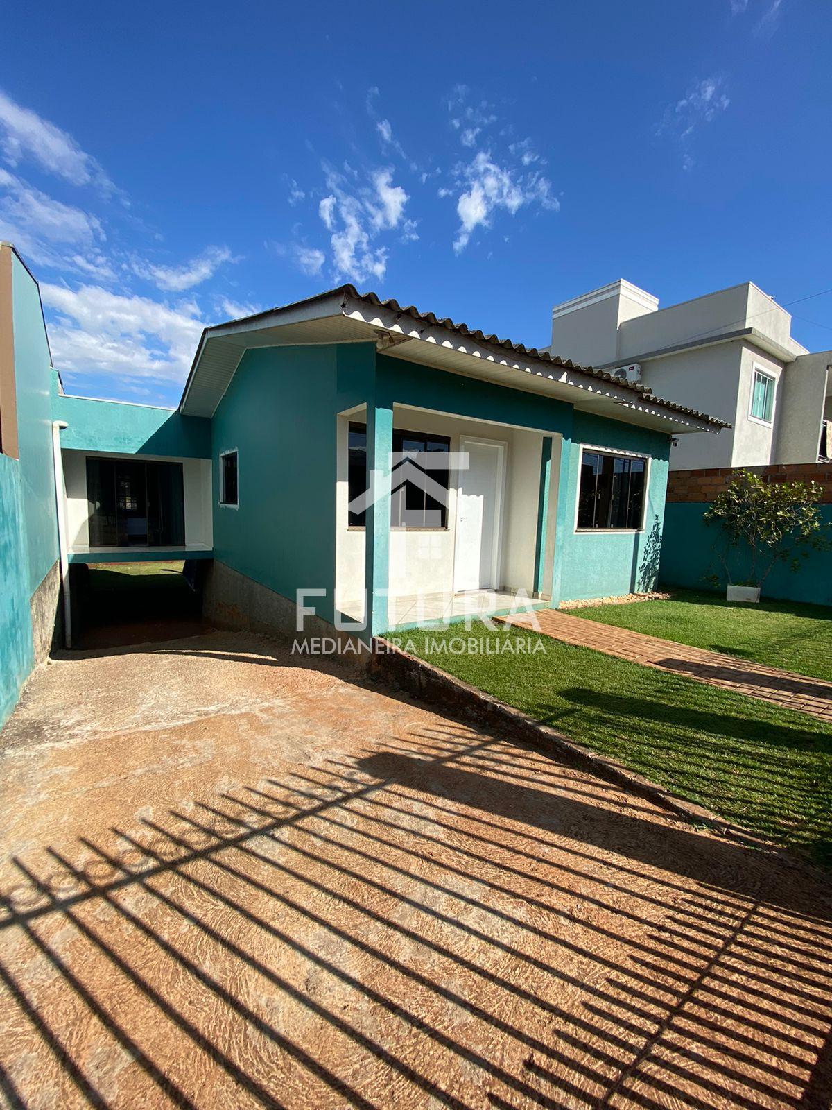 Casa a venda localizada no Bairro Dom Pedro em Medianeira-Pr