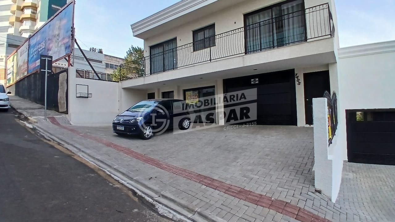 SALA EM ALVENARIA COM ÁREA APROX.  40 M2, RUA QUINTINO BACAIUV...