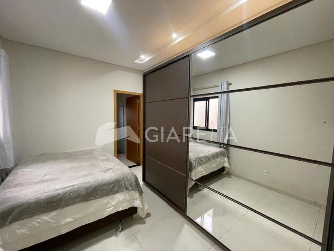 Casa à venda com 1 quarto, 64m² - Foto 8