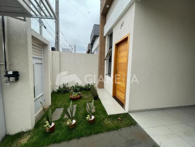 Casa à venda com 1 quarto, 64m² - Foto 2