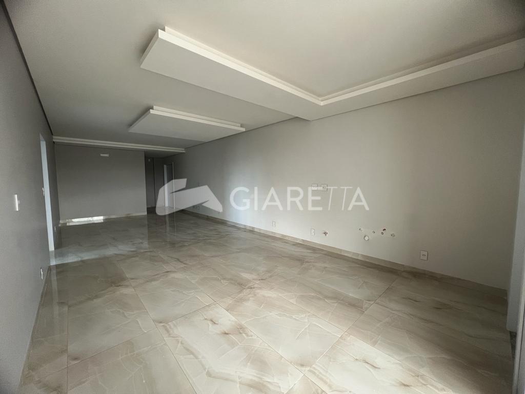 Apartamento para alugar com 2 quartos, 110m² - Foto 2