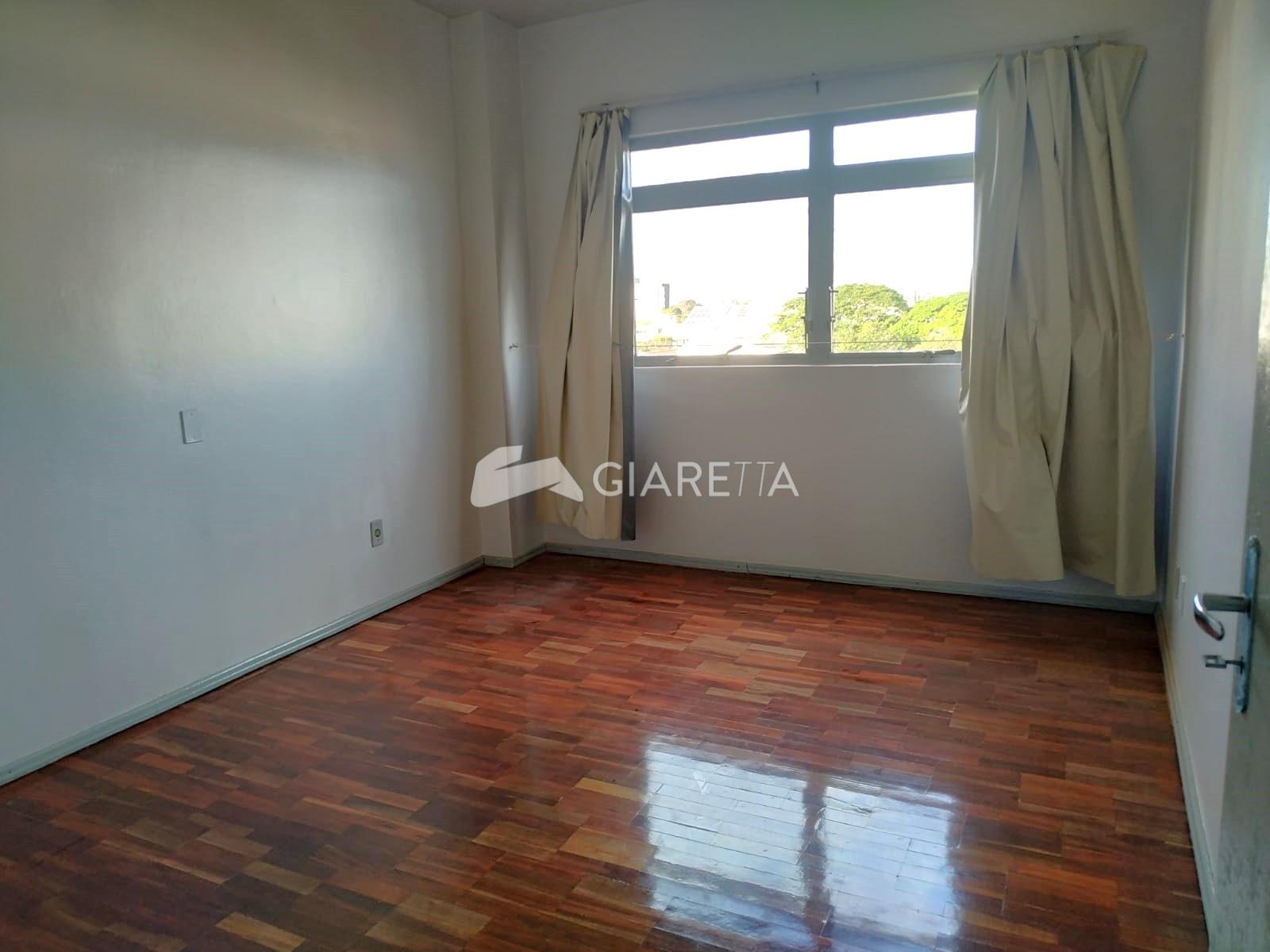 Apartamento para alugar com 3 quartos, 75m² - Foto 2