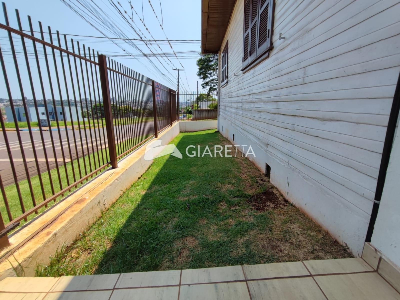 Casa para alugar com 2 quartos, 125m² - Foto 11